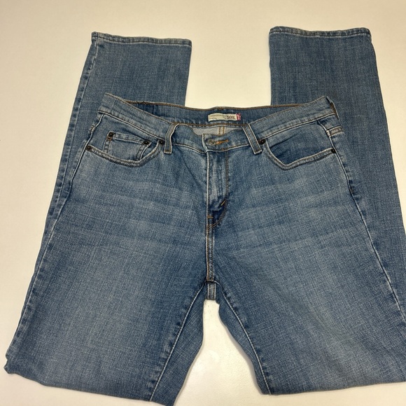 Levi's 505 Women's Classic Straight Jeans size 10L Medium wash with stretch - Picture 4 of 10